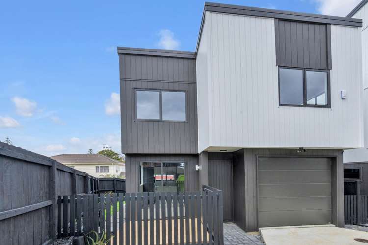 24 A-I Great South Road Manurewa_43