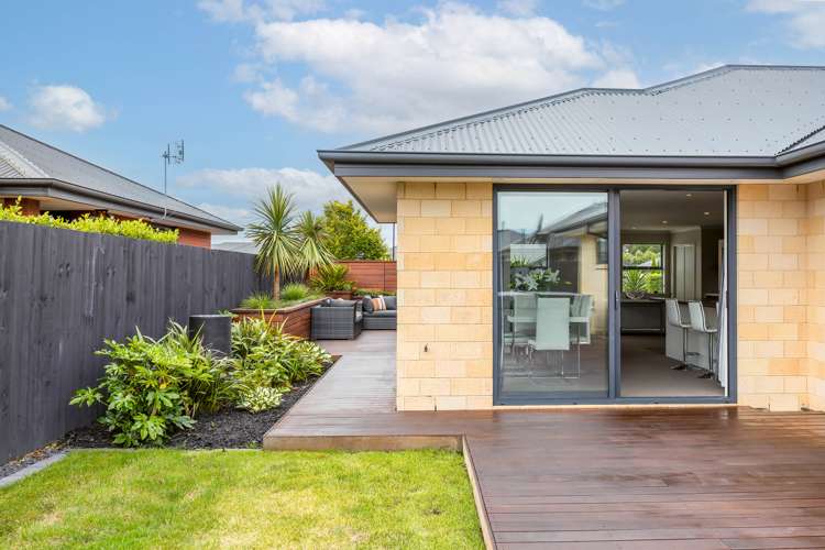 26 Russ Drive Lincoln_16