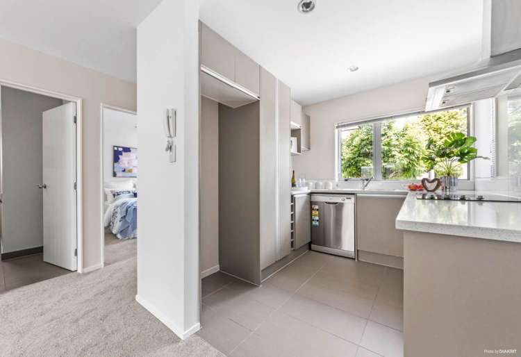 6/68 Fonteyn Street Avondale_4