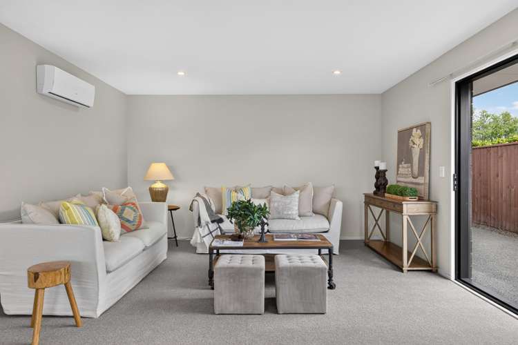 1 Eastfield Drive Lincoln_16