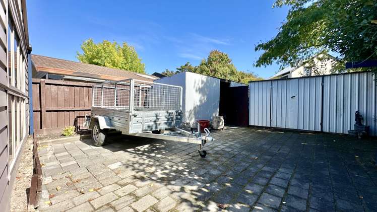 52 Lane Street Allenton_23