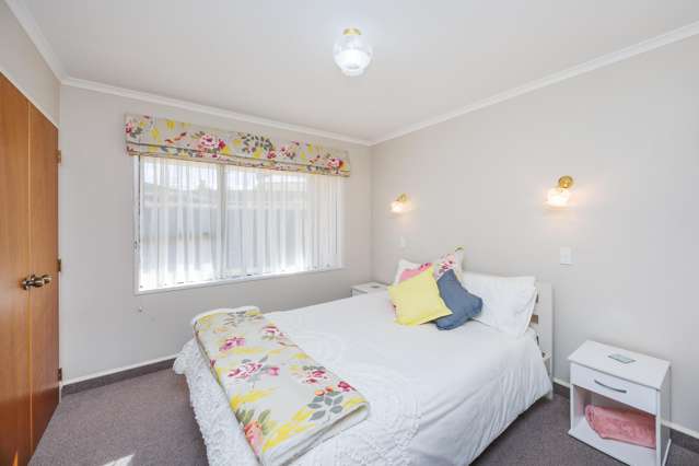 4 Tudor Grove Feilding_4
