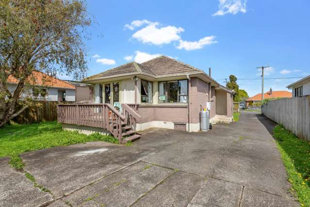 19 Parkinson Avenue Owairaka_3