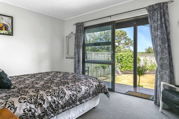 28 Kahurangi Drive Rangatira Park_12