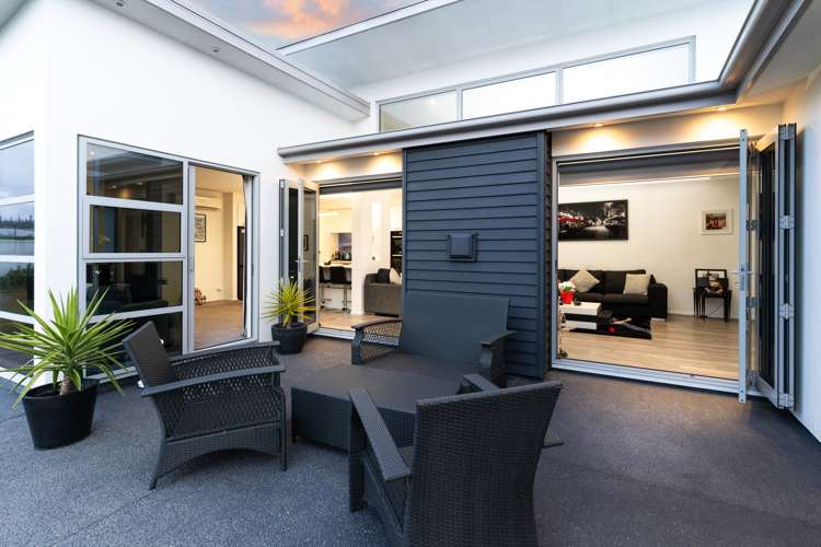 17 Torrey Pines Waimairi Beach_25