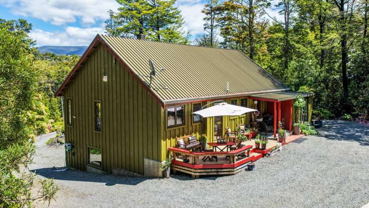 33 Kerr Bay Road St Arnaud_2