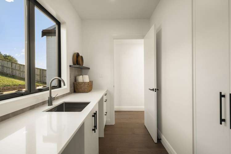 10 Kerr Crescent Patumahoe_31