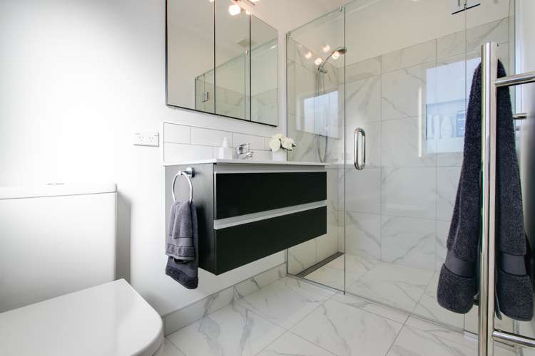 505c Saint Aubyn Street East Hastings_9