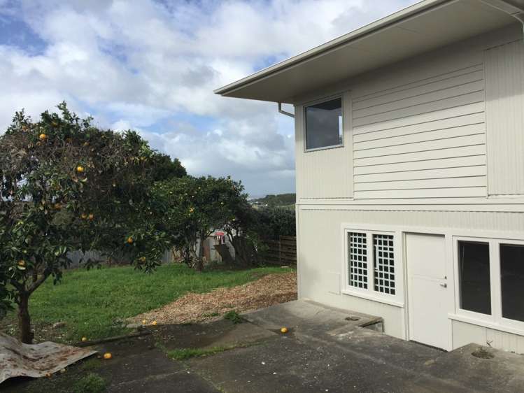 64 Commissariat Road Mount Wellington_9