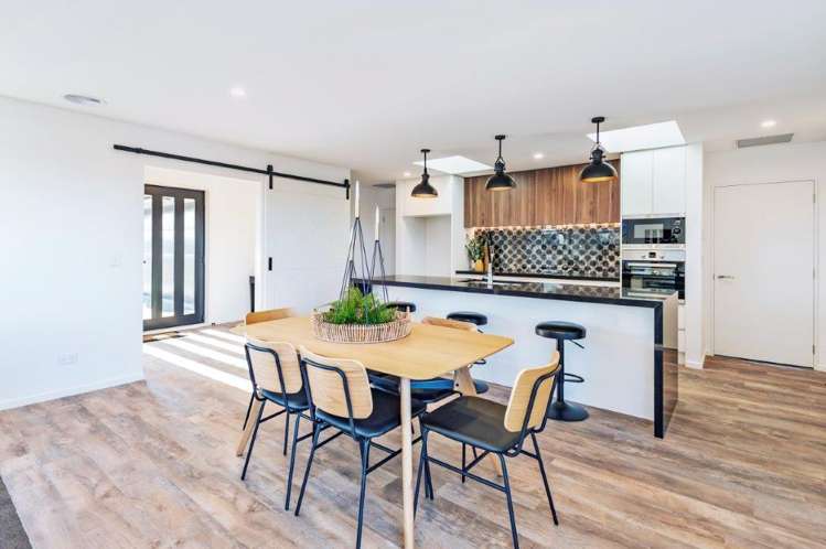 34 Halpin Drive Lincoln_5