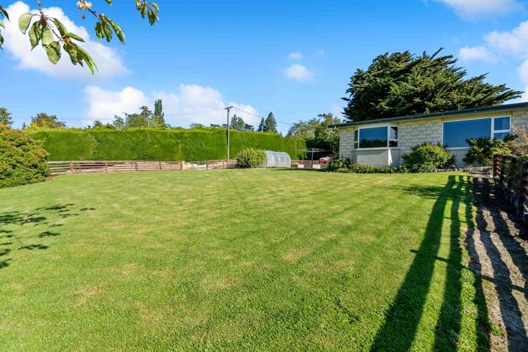 889 Donald Road Gore Surrounds_34