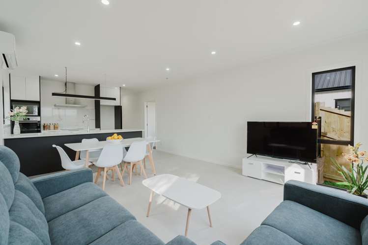 1/18 Church Road_4