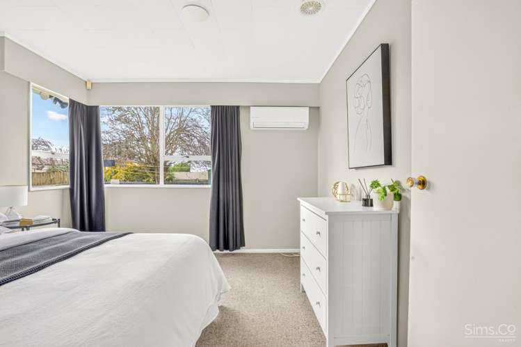 18 Exeter Crescent Springvale_17