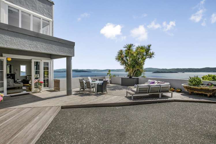 58 Ferry Road, Days Bay_1