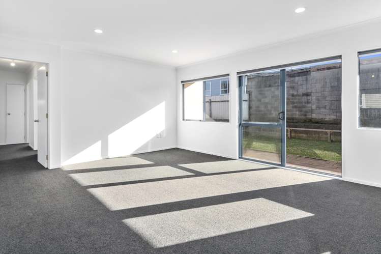 83a Coopers Road Gate Pa_6