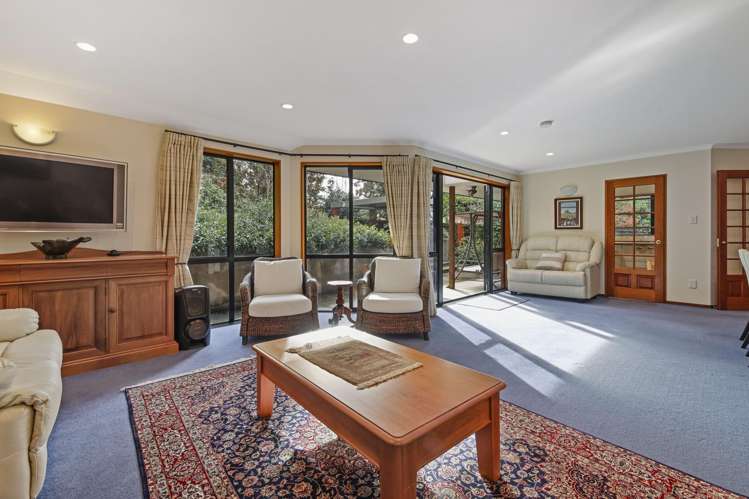 25 Gunns Crescent Cashmere_7