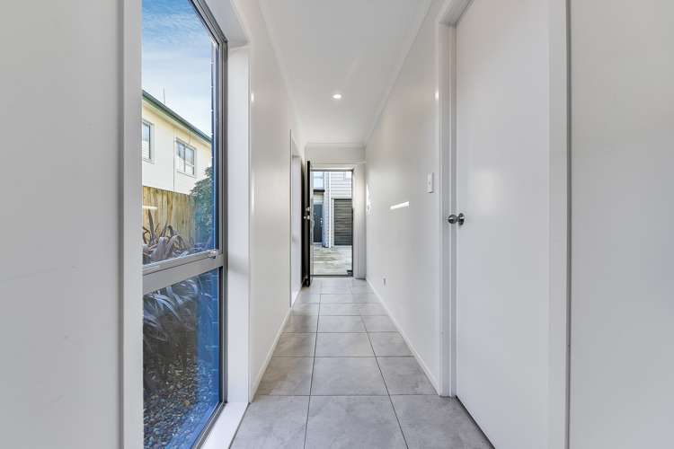 6/113 Knighton Road Hillcrest_11