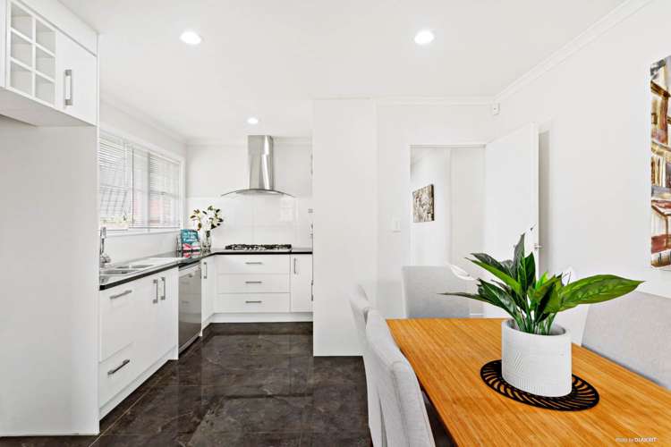 54 Olsen Avenue Hillsborough_8