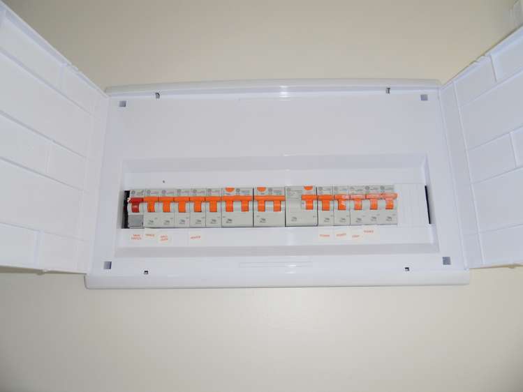 10 Miro Street Kaka Point_11