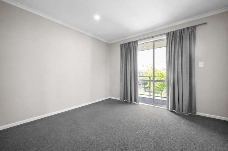 1/120 Mahoe Street_5