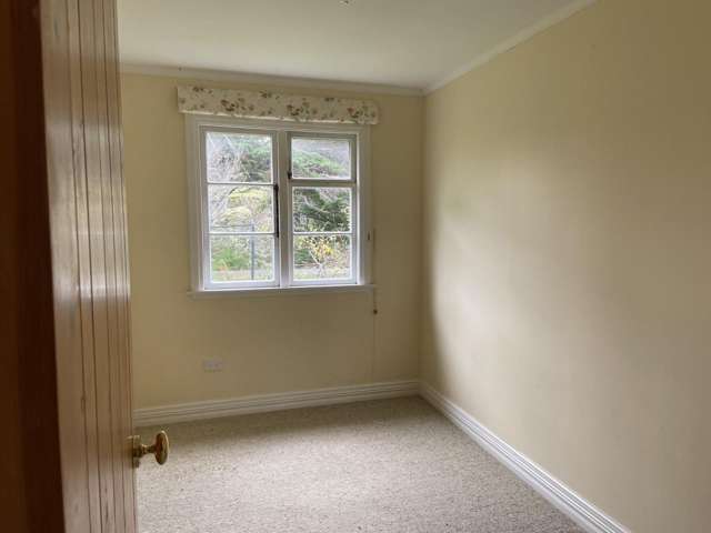 525 Muritai Road (Cottage) 10600_3