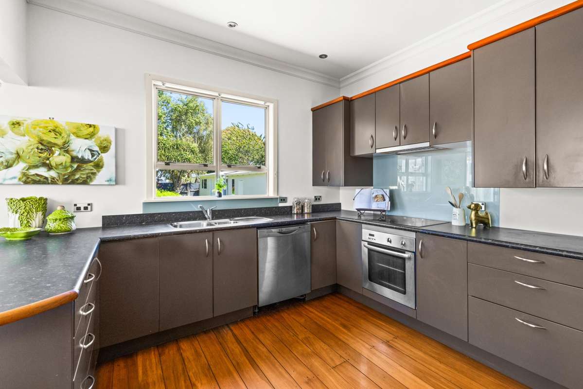 48 Tom Parker Avenue_1