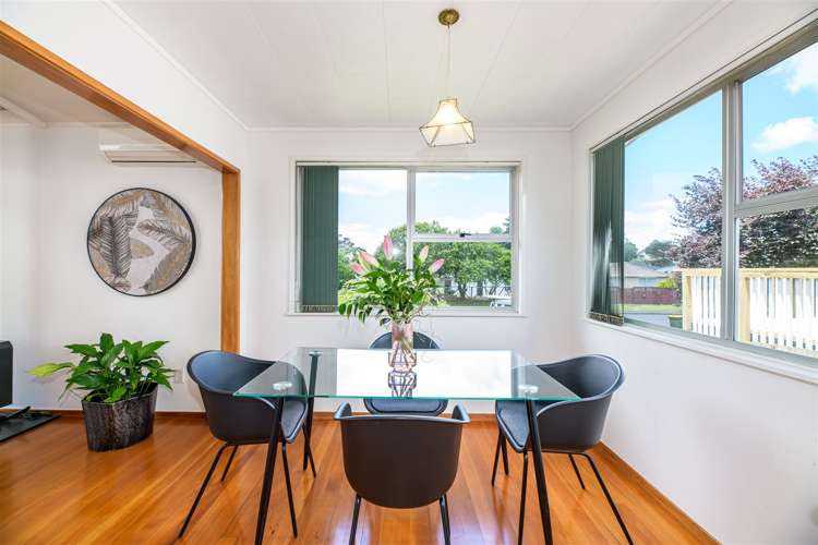 23 Finlow Drive Te Atatu South_5