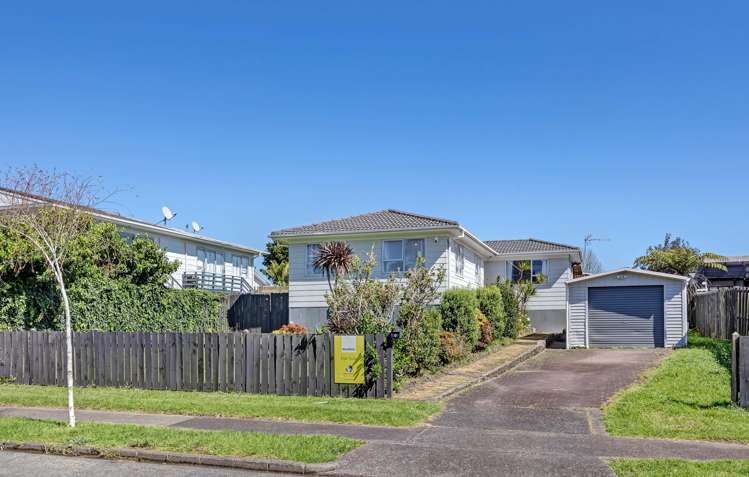 9 Frobisher Way Clendon Park_32