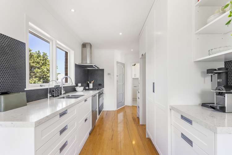 6 Dell Way Bucklands Beach_13