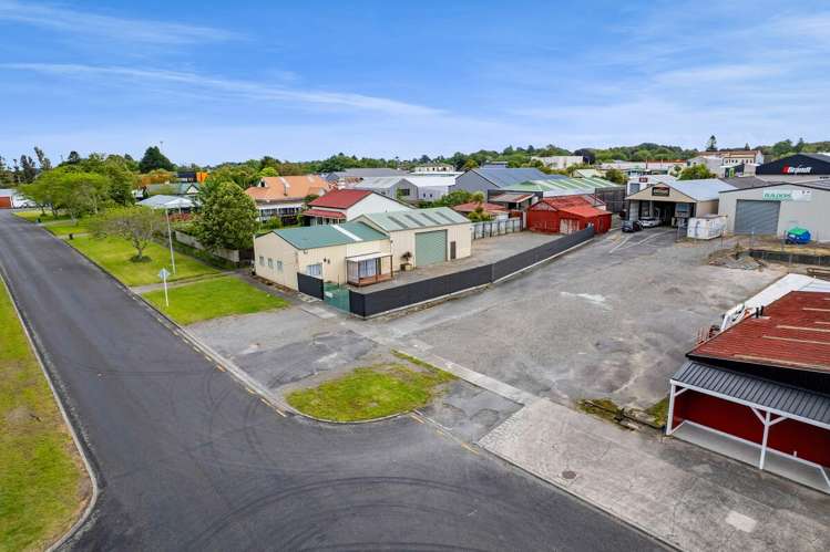 65 Orlando Street Stratford_2