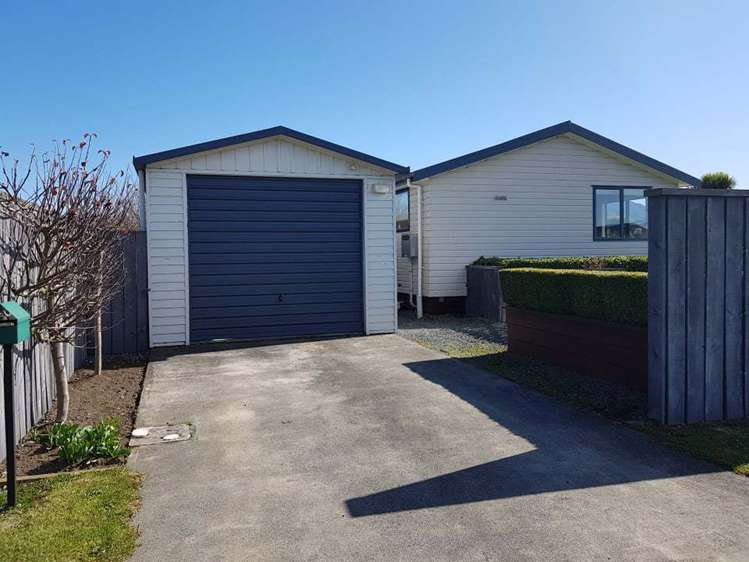 48 Lawson Burrows Crescent Te Anau_12