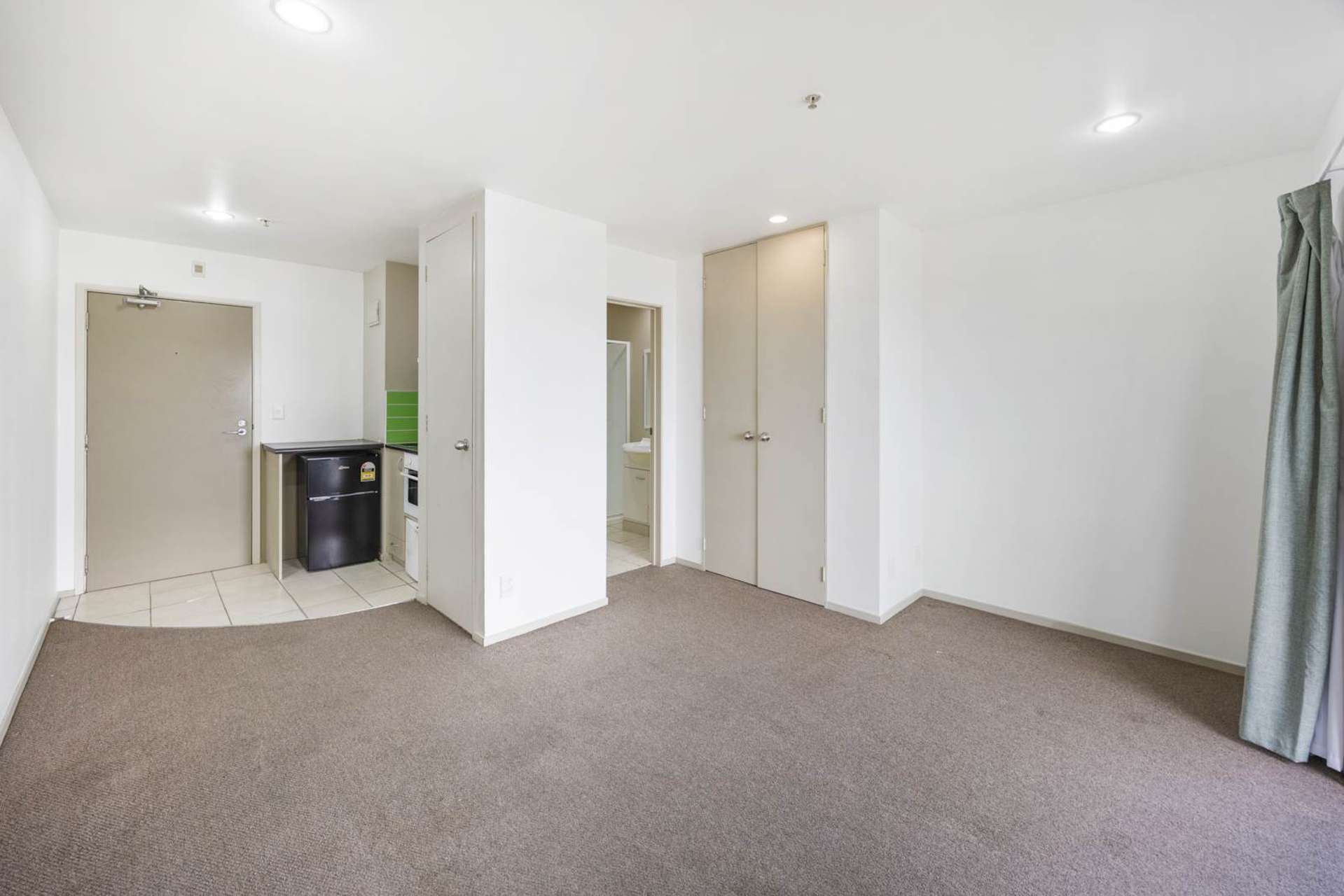 5K/10 Crown Lynn Place New Lynn_0