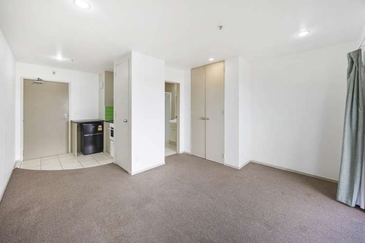 5K/10 Crown Lynn Place New Lynn_7