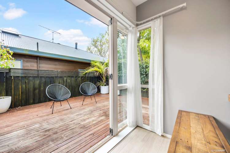 2/9 Alma Road Milford_15