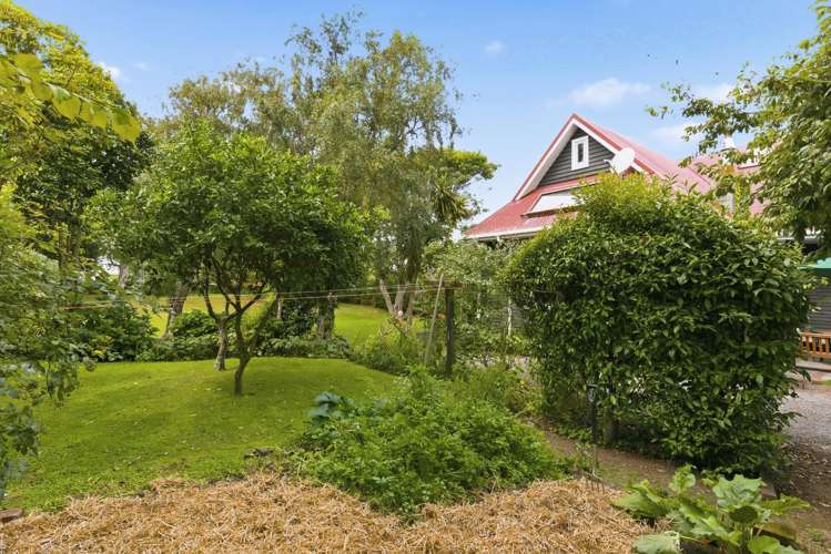 3-5 Rewa Road Raumati Beach_36