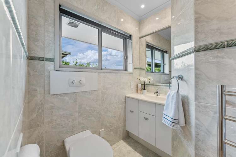174 Lake Terrace Hilltop_14