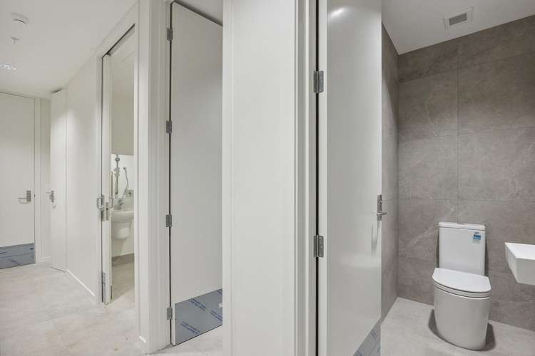 30-36 Great King Street Dunedin Central_19