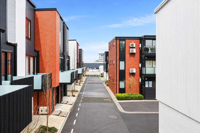 13/216 Tristram Street Hamilton Central_1