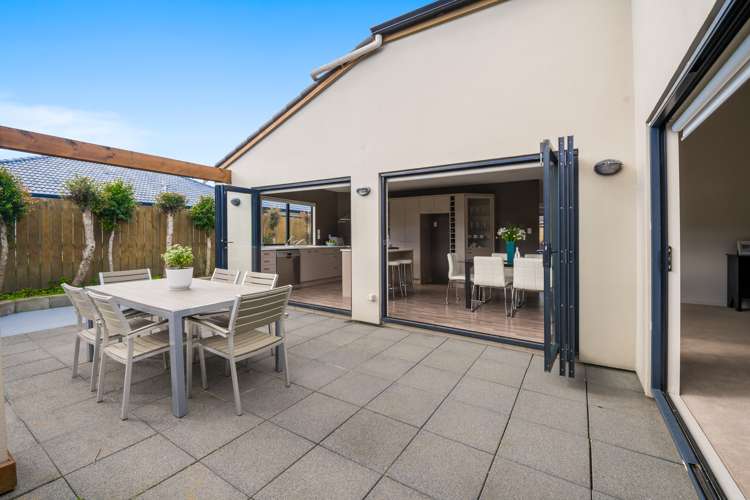 25 Erne Crescent East Tamaki_14