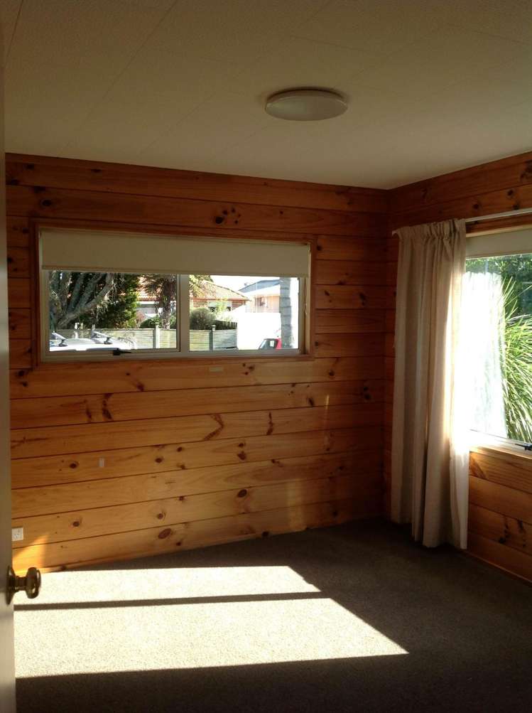 3 Dan Tori Place Orewa_11