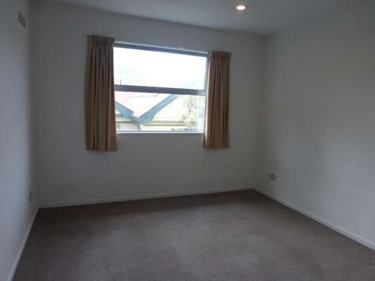 5/502 Hereford Street Linwood_5