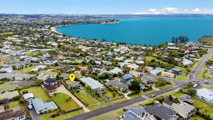 84 Tiri Road Tindalls Beach_3