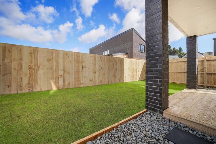 8 Stableford Crescent Opaheke_14