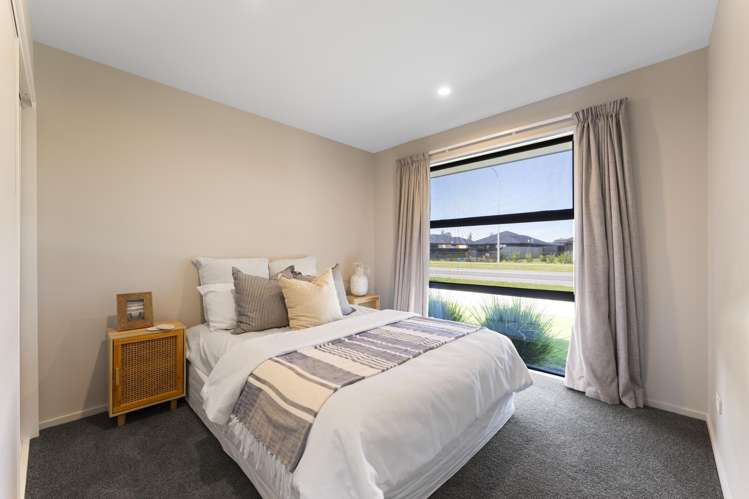 21 Oakleigh Street Woodend_13