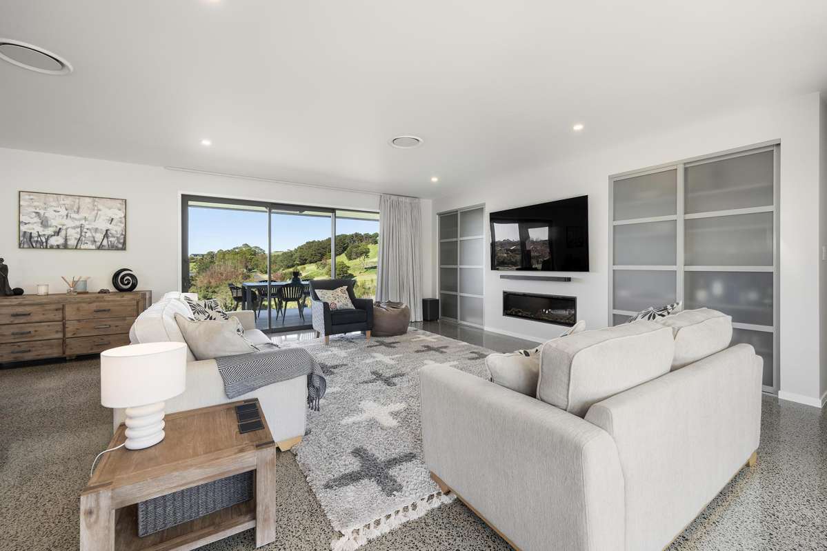 53 Robert Hastie Drive_2