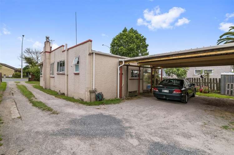 89a Ranolf Street Victoria_10