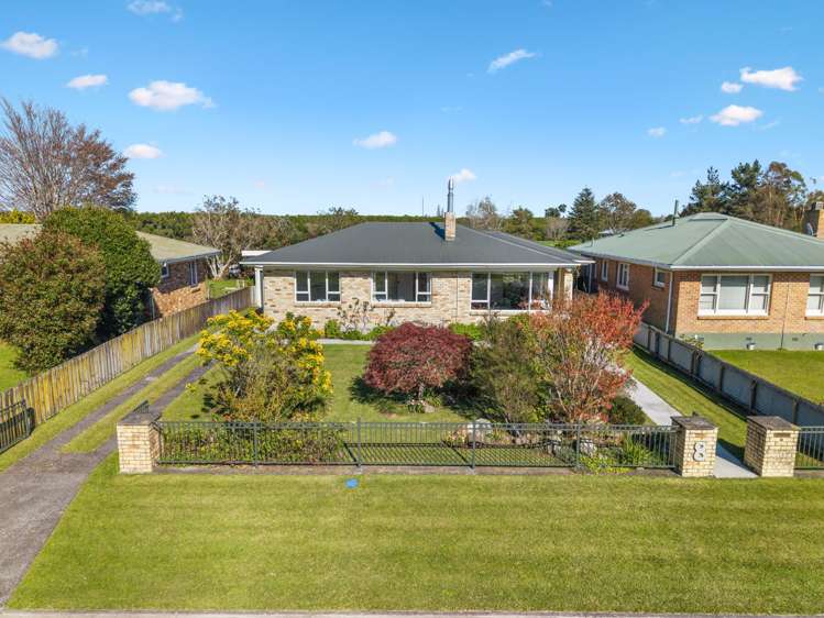 8 Churchill Avenue_0