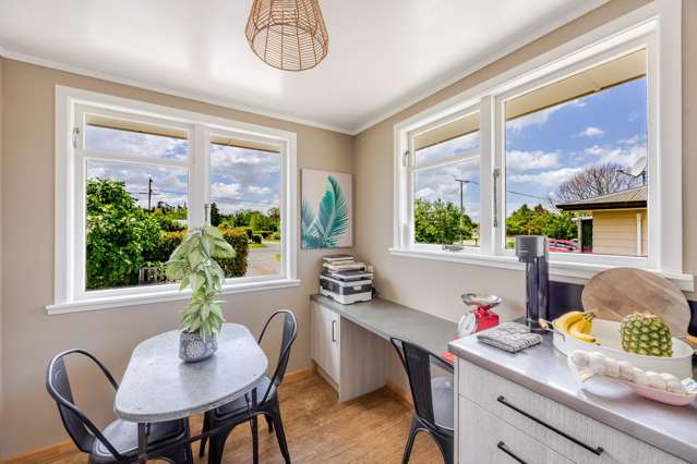 63 Owen Street Tikokino_3