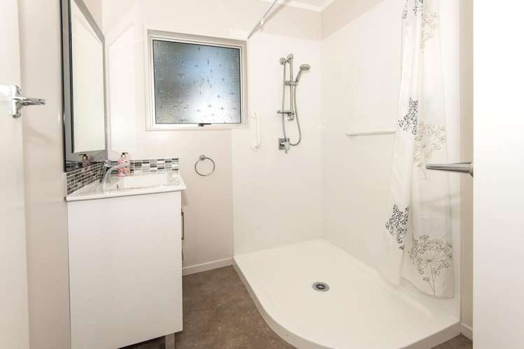 11b Bellbird Avenue Onerahi_9