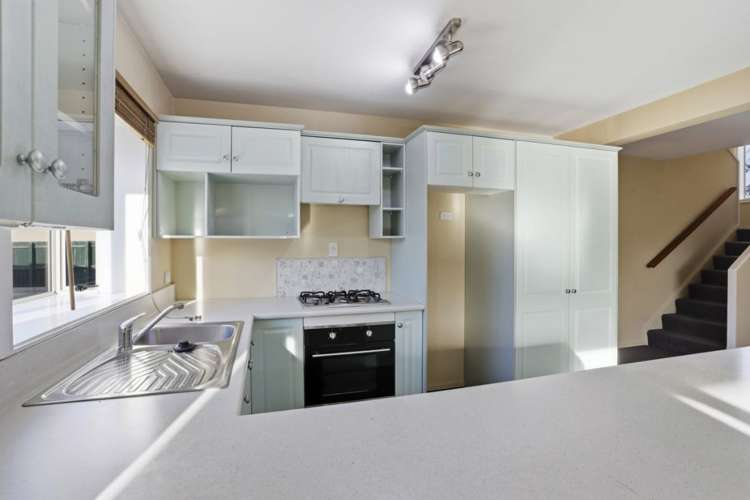 37 Farnborough Street Aranui_14
